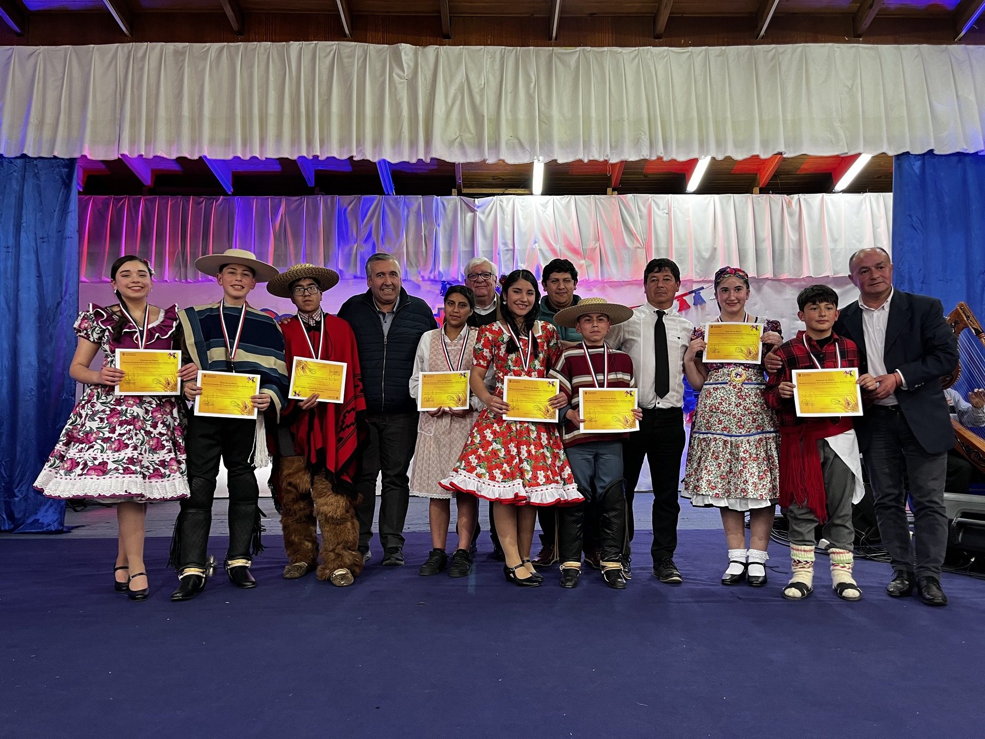 MUESTRA COMUNAL DE CUECA ESCOLAR SANTA BÁRBARA 2025 3