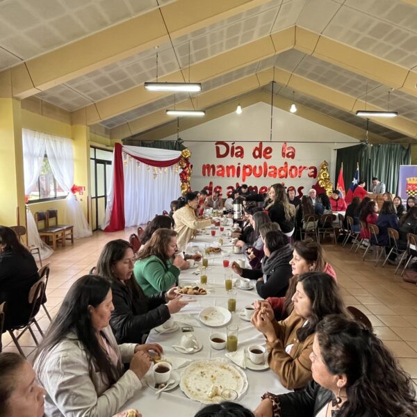 Homenaje manipuladoras de alimentos