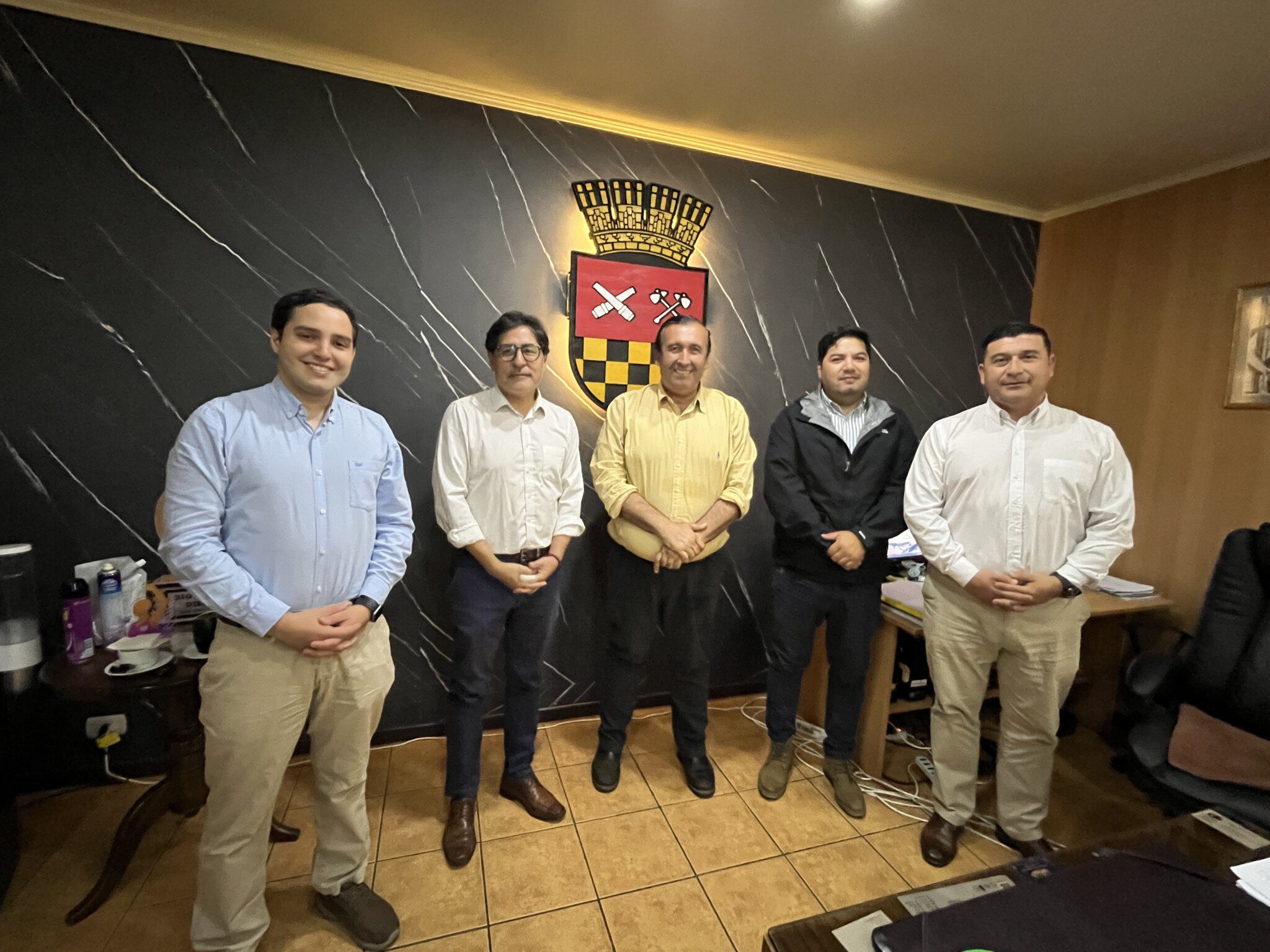 Diputado electo visitó a alcalde-