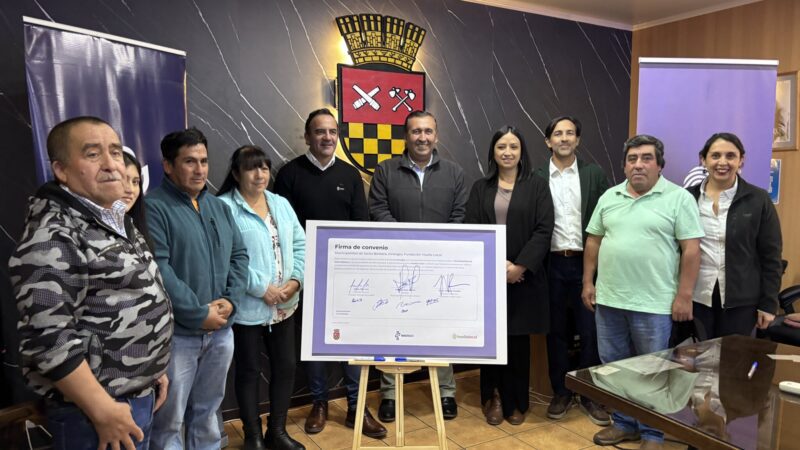 Municipalidad de Santa Bárbara firma convenio de colaboración tripartita para impulsar proyectos de alto impacto social