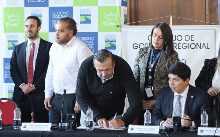 Municipalidad de Santa Bárbara Y SERNAC firman convenio para acercar atención a consumidores de la comuna