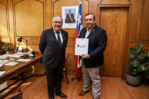 MINISTRO Y ALCALDE
